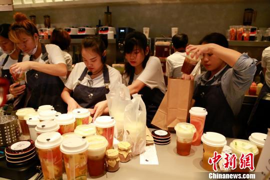 点击进入下一页
