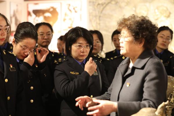 在习近平总书记的引领下·红色足迹篇 | 山东临沂：沂蒙精神代代传承