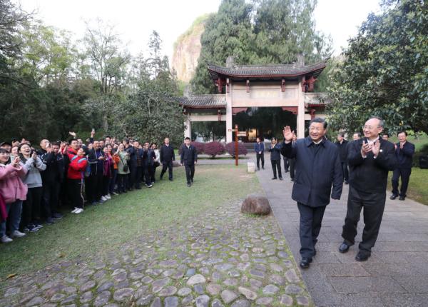 习近平赴福建考察调研