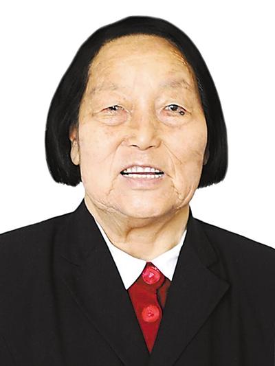 申纪兰：妇女模范 人民代表