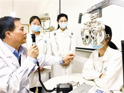 天津形成企业为主体、职业院校为主阵地的技能人才培养新格局：产教深度融合 共育技能人才