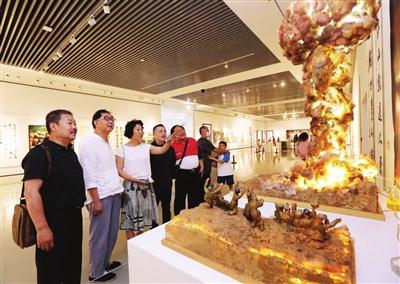 天津文艺界庆祝建党百年精品创作展开展 深情的笔触 红色的赞歌
