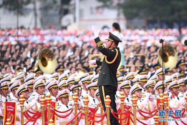 奏响时代强音 展现无限忠诚——庆祝中国共产党成立100周年大会联合军乐团执行演奏任务速写