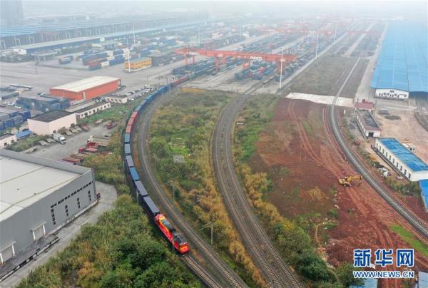 恢宏史诗耀千秋——写在中国共产党带领中国人民全面建成小康社会之际
