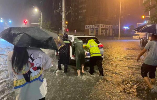 局部降水量超500毫米！湖北多地遭遇极端强降雨天气