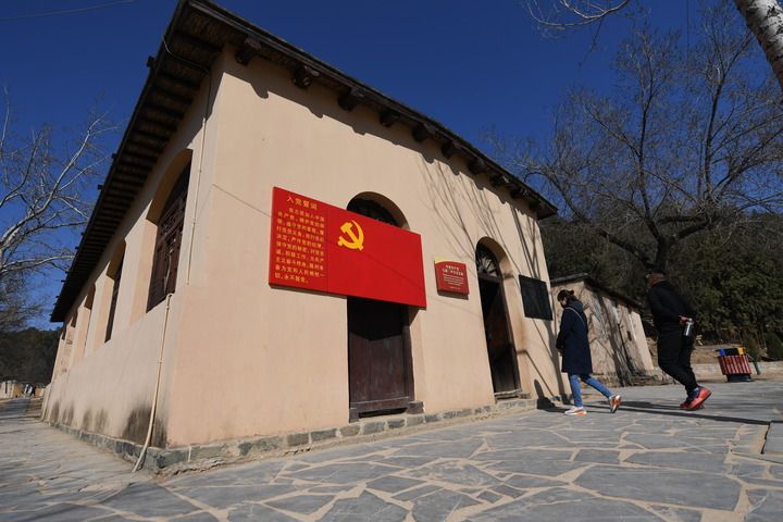 听总书记讲党史故事丨“新中国从这里走来”