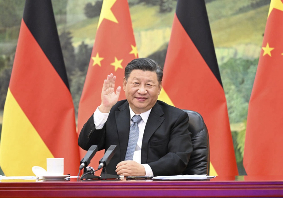 第一观察·瞬间｜跨越万里的招手