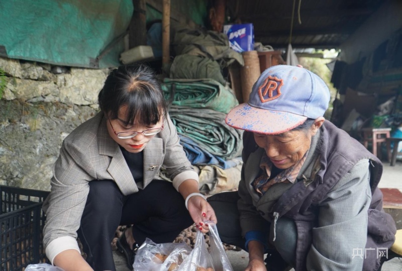 长征路上新青年丨 三年如一日 走出高山里的“长征路”