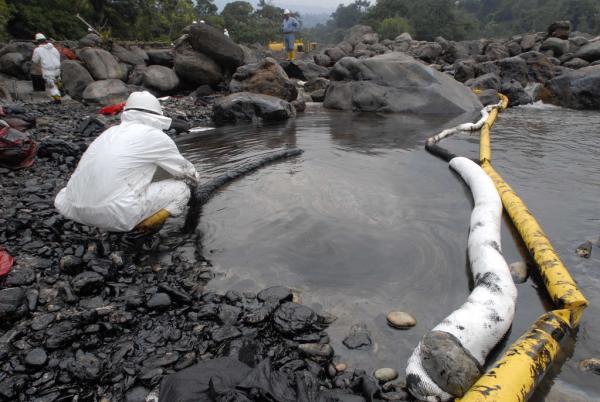 当一直自我标榜的美国法治遇上能源巨头 还能有正义吗