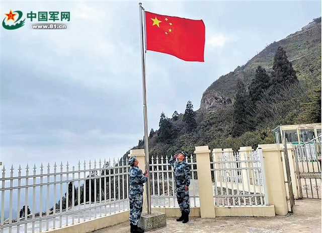 2021，谢谢你！最英勇的解放军，最可爱的子弟兵！