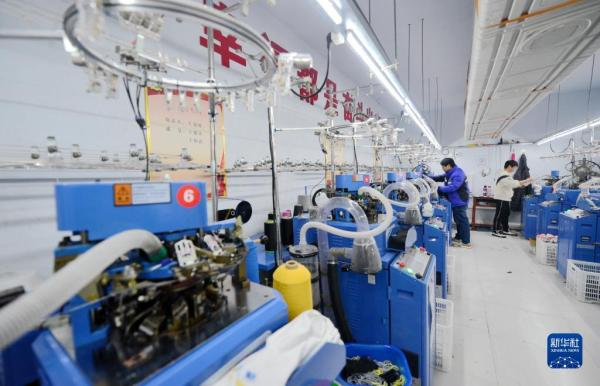把舵定向稳驭舟——从中央经济工作会议部署看宏观政策稳健有效
