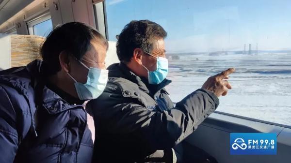 火遍全网！“冻车”大爷圆梦了！