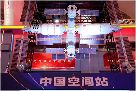 党在革命性锻造中更加坚强   ——以习近平同志为核心的党中央引领新时代全面从严治党