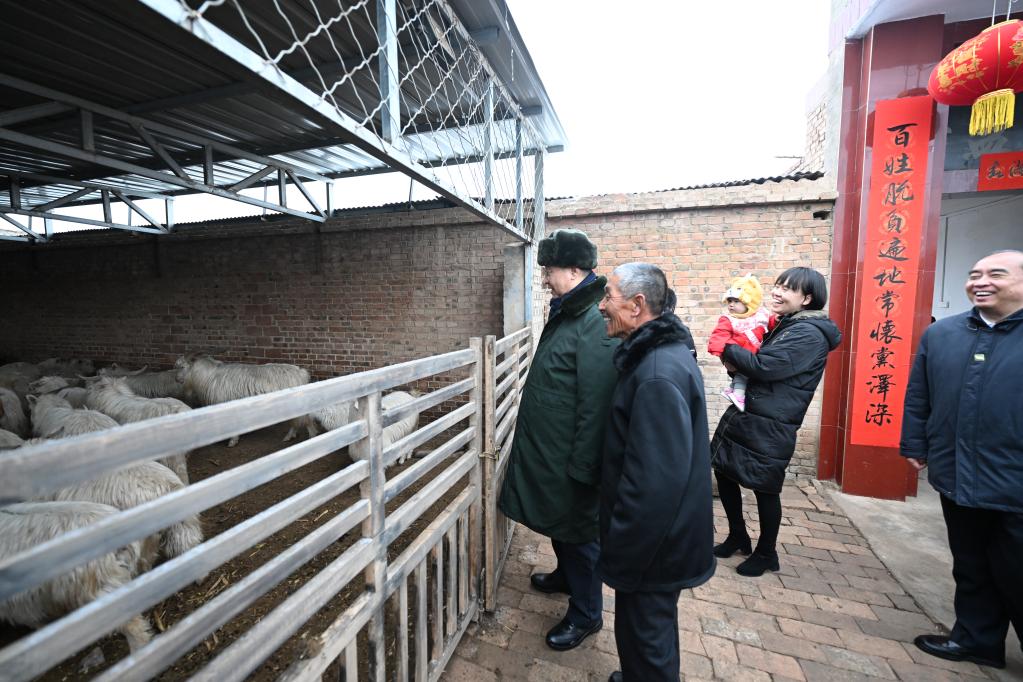 第一观察 | “稳定脱贫”在习近平总书记心中有多重