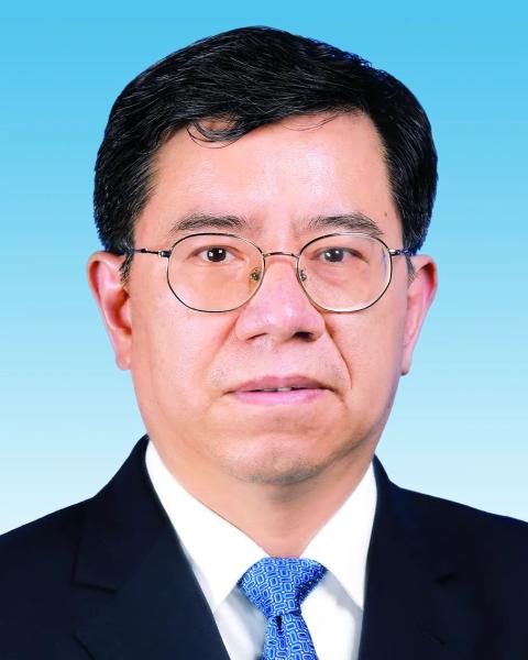 市十七届人大六次会议举行第三次全体会议