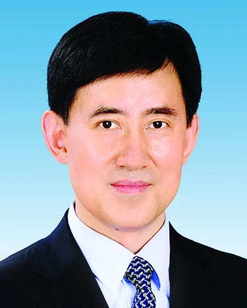 市十七届人大六次会议举行第三次全体会议