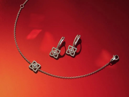De Beers Jewellers 戴比尔斯珠宝情人节甄礼