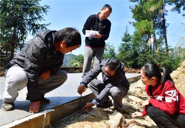 “十个明确”系列谈丨“我们只有勇于自我革命才能赢得历史主动”