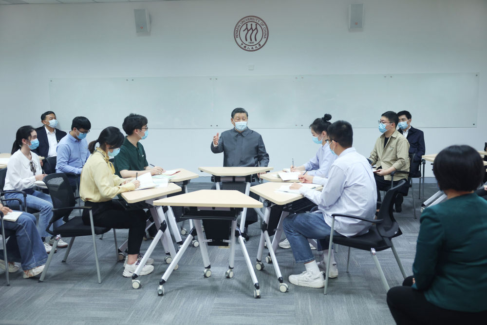 第1视点 | 总书记观摩思政课
