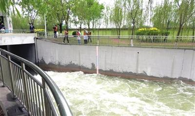 京杭大运河百年来首次全线通水 天津累计向大运河补水30.77亿立方米