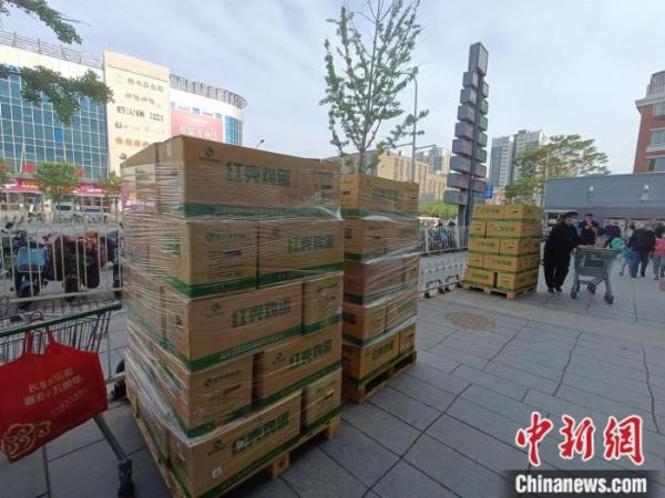 物资供应充足 囤菜北京人：囤菜一时爽 保鲜伤脑筋