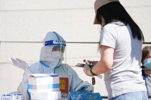 建设方舱医院绝不是疫情严重的信号 国务院联防联控机制回应防疫关切