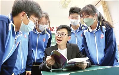 我们的新时代 天津这十年|一名乡村思政教师的“变”与“不变”