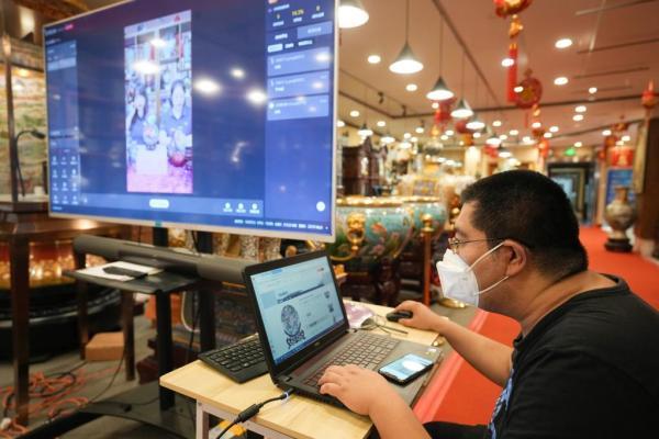 线上增强“新活力” 线下回归“烟火气”——当前消费市场透视