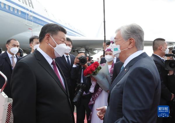 习近平对哈萨克斯坦共和国进行国事访问