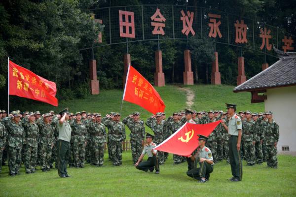 中国特色强军之路的时代答卷——新时代推进国防和军队建设述评