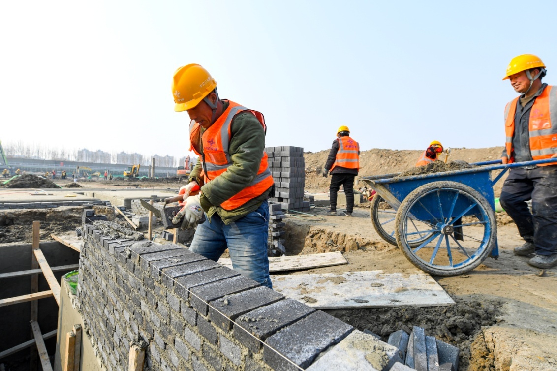 开足马力抢工期 项目建设“加速跑”-天津东丽网站-媒体融合平台