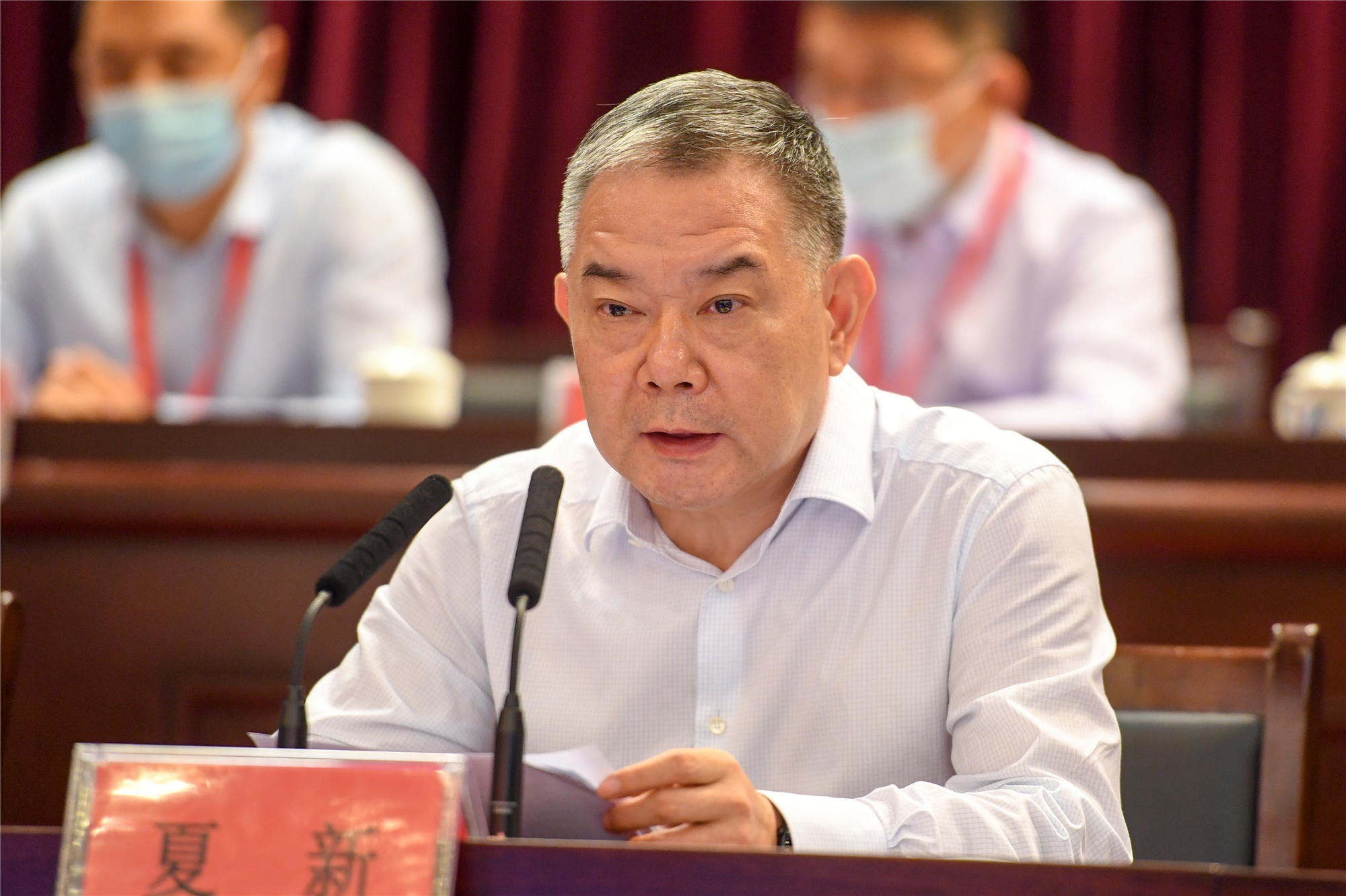 王禹代表天津市工商联向东丽区物流行业商会的成立表示祝贺.