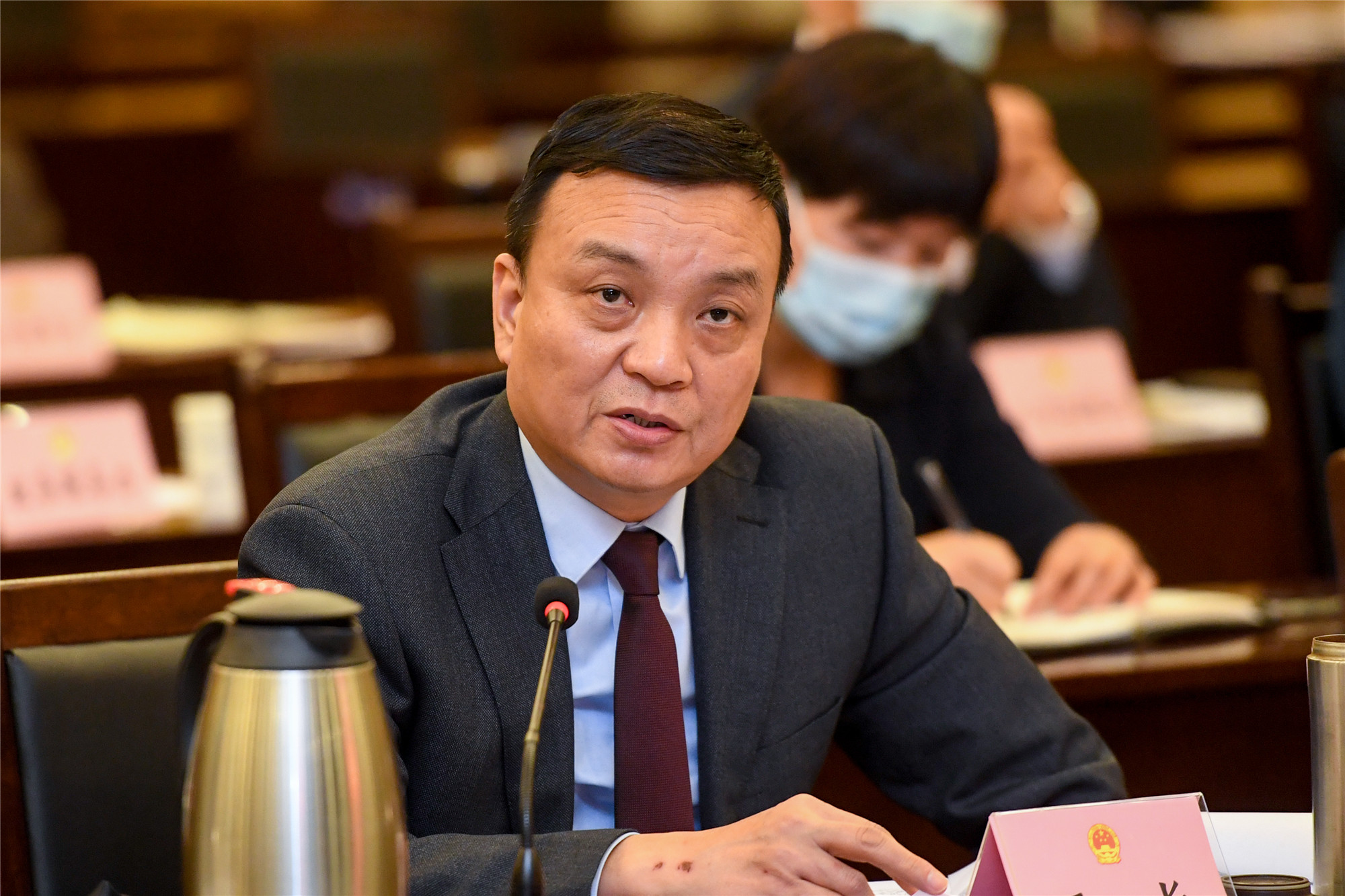 东丽区十七届人大常委会召开第三十九次会议