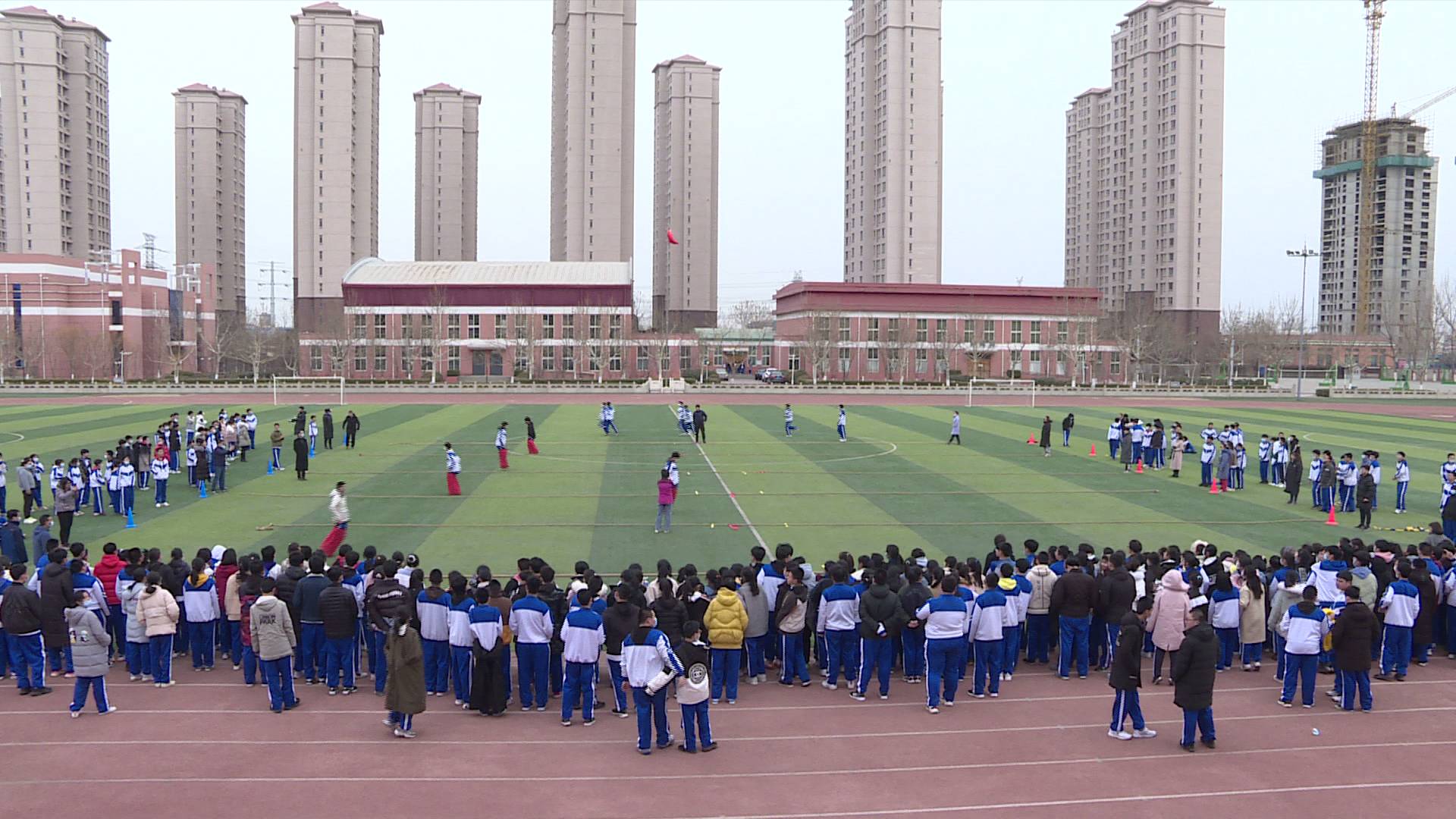 天津市一百中学德育处多年来始终坚持立德树人的根本要求,通过心理
