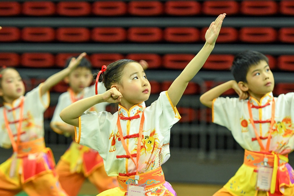 少儿武术比赛开锣 千名萌娃比拼功夫